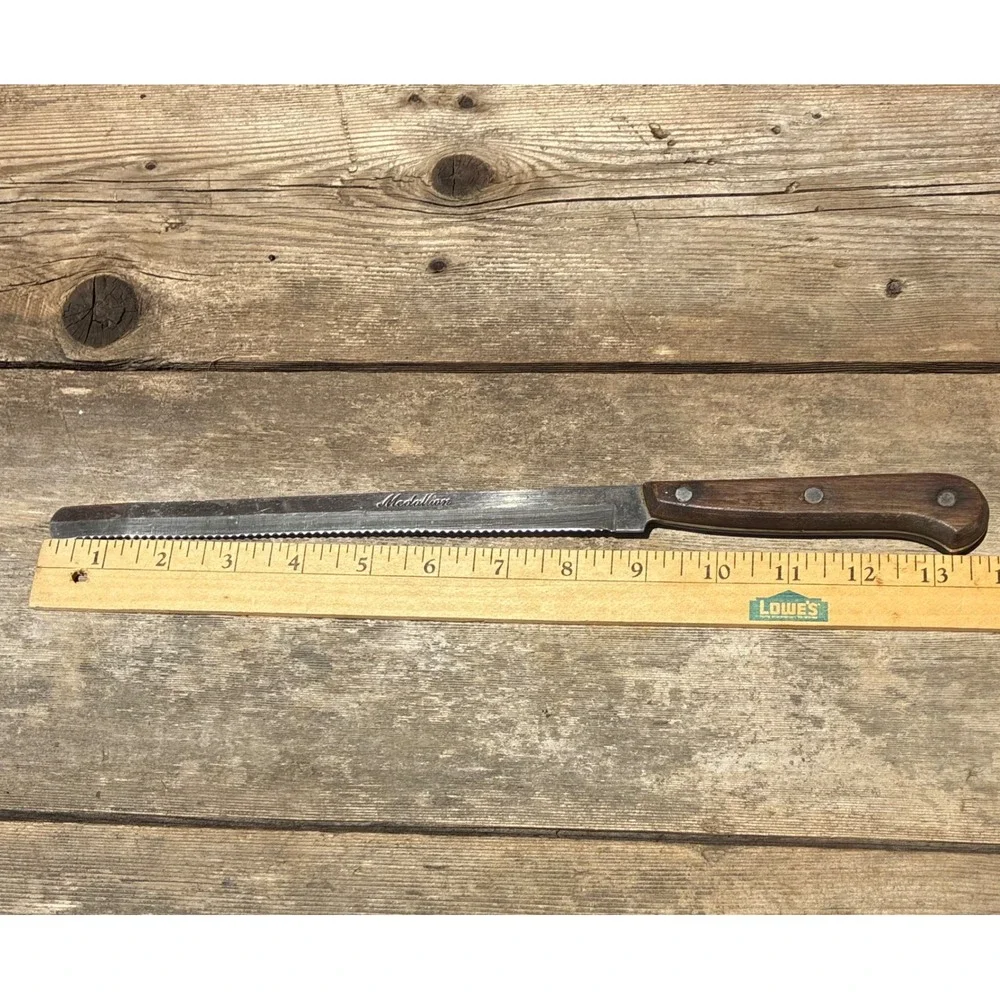 Medallion Bread Knife 9 Inch Blade Vintage Japan Stainless Steel Wood Handle